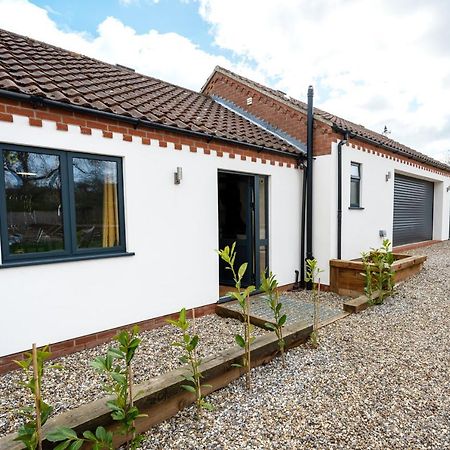 Villa Little House - Perfect For Exploring The Broads Acle Exterior foto